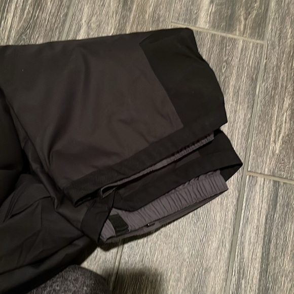 W's Insulated Snowbelle Pants - Regular - Picture 6 of 9